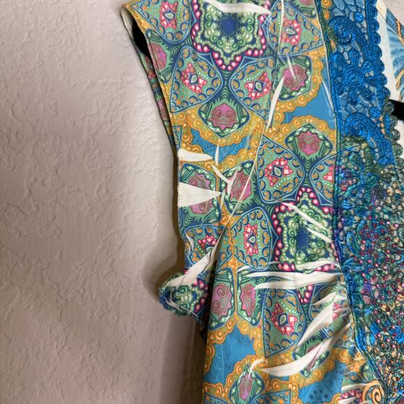 Apt 9 Women’s Paisley Boho Print Short Sleeve Top Small Poly Spandex - Picture 9 of 11